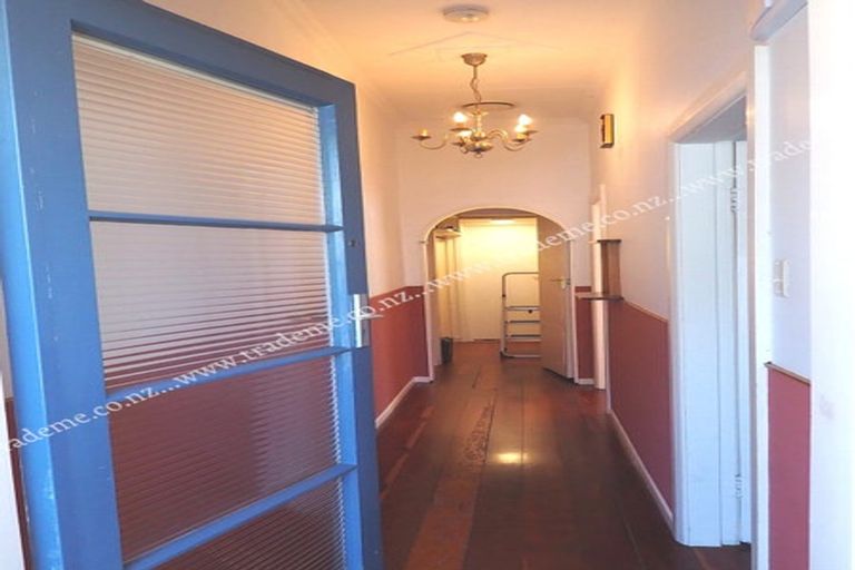 Photo of property in 25 Moir Street, Mount Victoria, Wellington, 6011