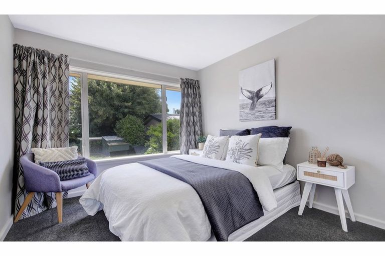 Photo of property in 56 Greendale Avenue, Avonhead, Christchurch, 8042