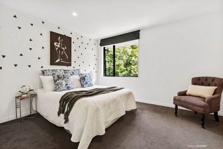 Photo of property in 19/8 Thatcher Crescent, Crofton Downs, Wellington, 6035