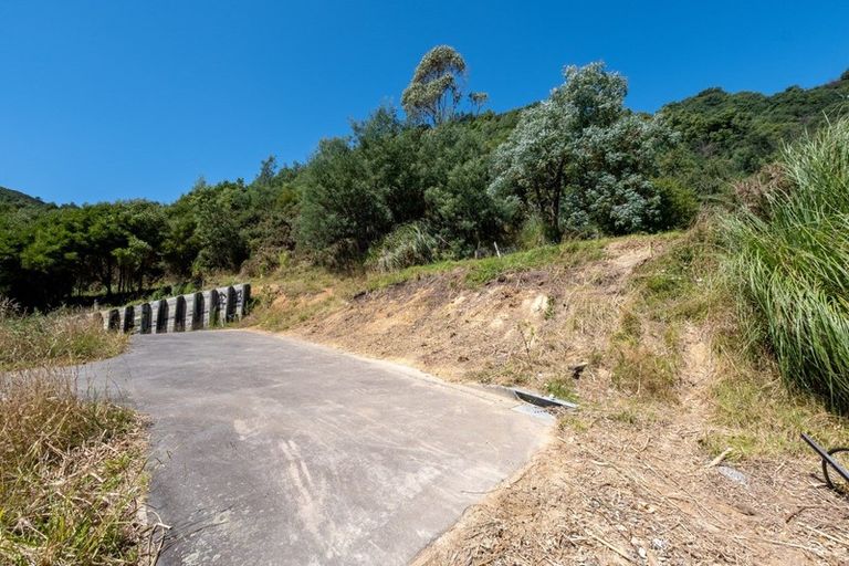 Photo of property in 14 Kakapo Rise, Picton, 7220