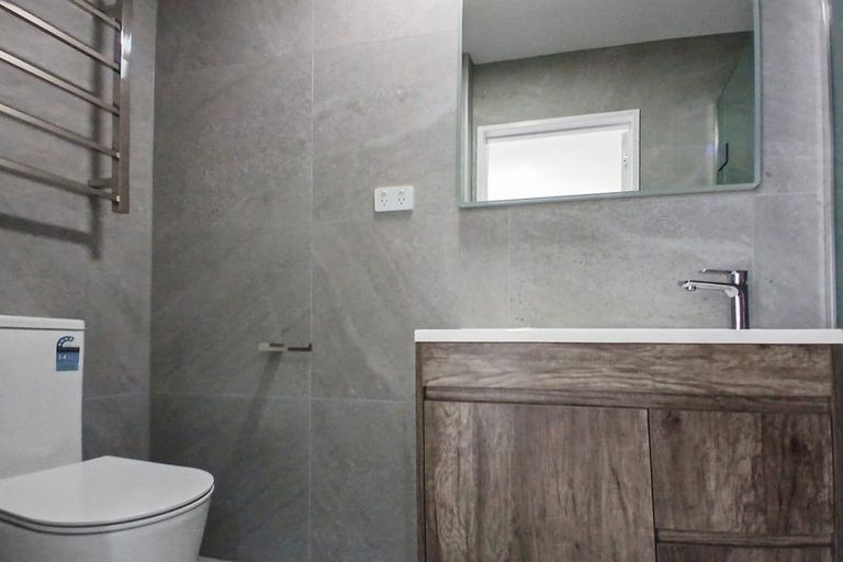 Photo of property in 9b Sari Place, Massey, Auckland, 0614