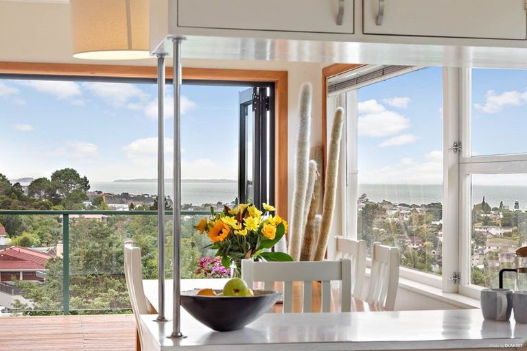 Photo of property in 549 East Coast Road, Browns Bay, Auckland, 0630