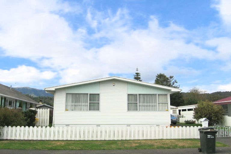 Photo of property in 7 Riversdale Road, Clouston Park, Upper Hutt, 5018