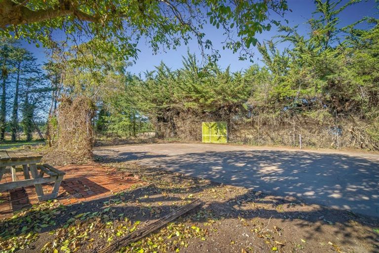 Photo of property in 627 Hoskyns Road, West Melton, Christchurch, 7675
