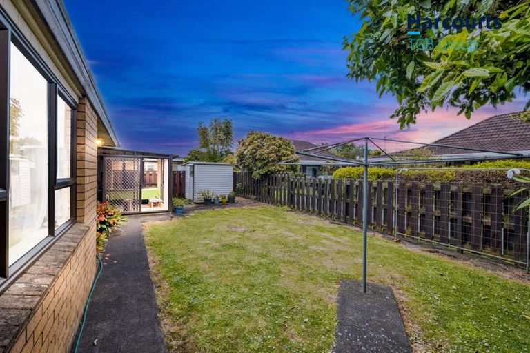Photo of property in 2/37 Prictor Street, Papakura, 2110