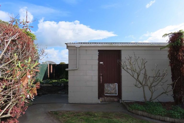 Photo of property in 35 Woodgrove Avenue, North New Brighton, Christchurch, 8083