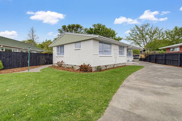Photo of property in 52 Claridges Road, Casebrook, Christchurch, 8051