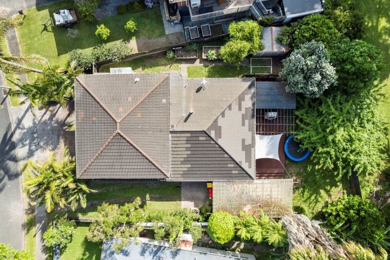 Photo of property in 17 Pinehurst Place, Wattle Downs, Auckland, 2103