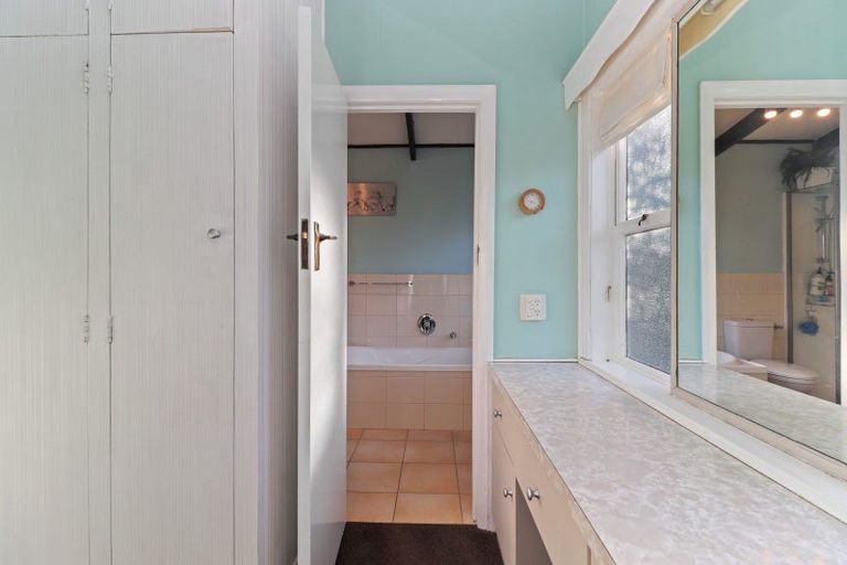 Photo of property in 2 Russell Avenue, Te Aroha, 3320