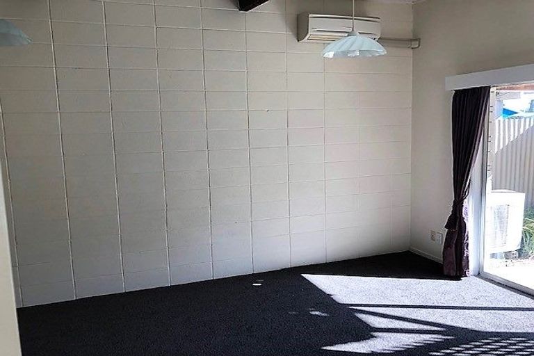 Photo of property in 3/10 Christie Crescent, Havelock North, 4130