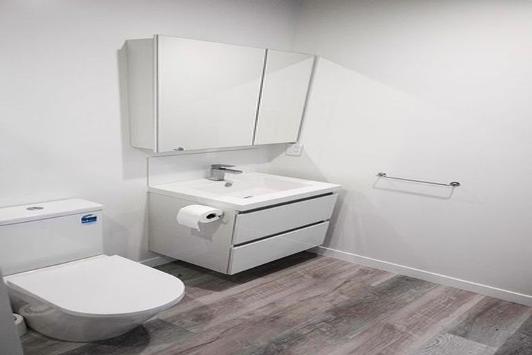 Photo of property in 21 Ron Deal Way, Epuni, Lower Hutt, 5011