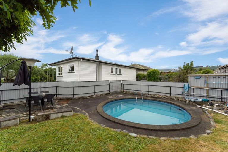 Photo of property in 134 Songer Street, Stoke, Nelson, 7011