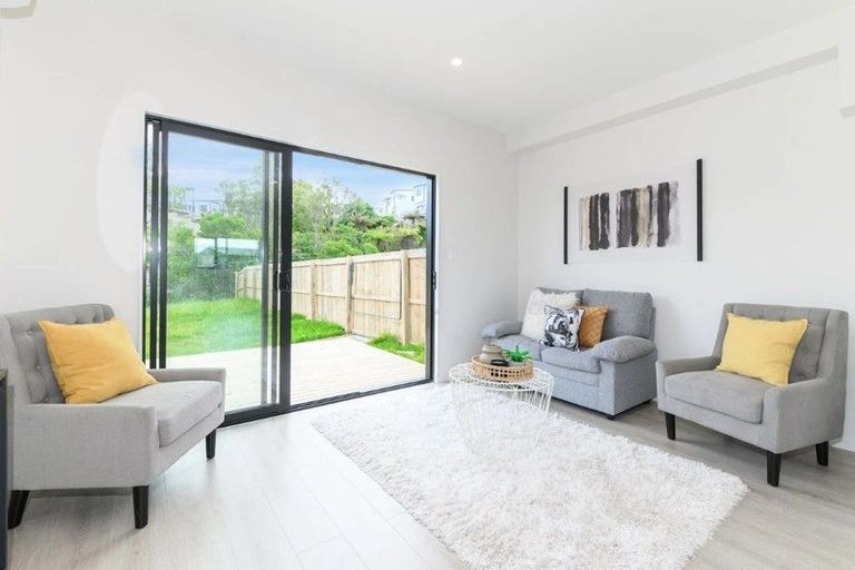 Photo of property in 53a Crestview Rise, Papakura, 2110