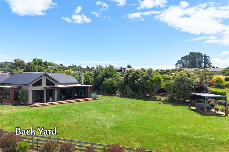 Photo of property in 67 Lomond Grove, Acacia Bay, Taupo, 3385