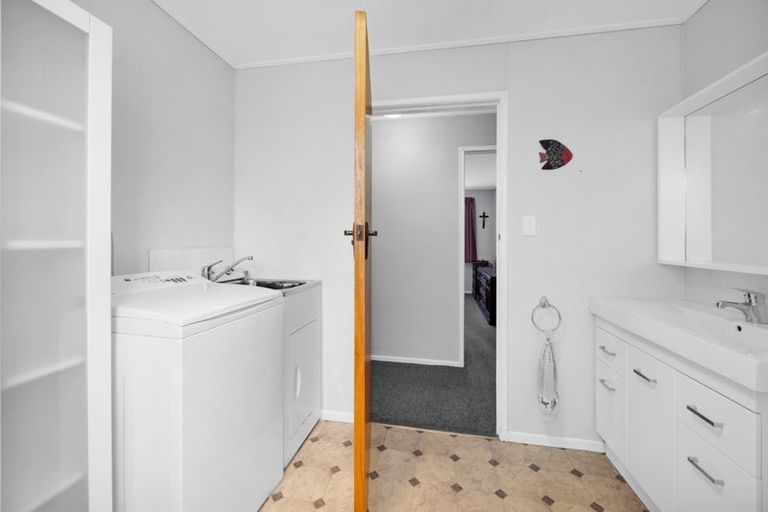 Photo of property in 124 Hamlet Street, Stratford, 4332