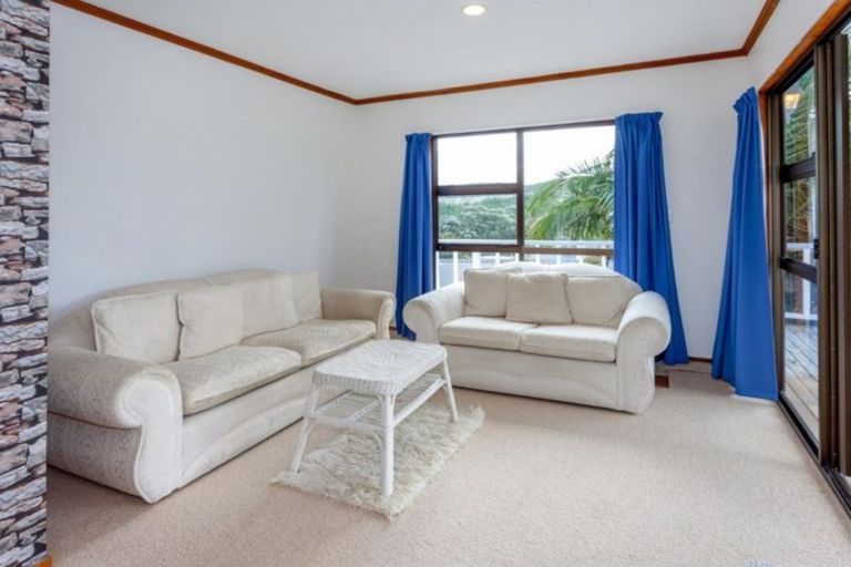 Photo of property in 338 Onemana Drive, Onemana, Whangamata, 3691