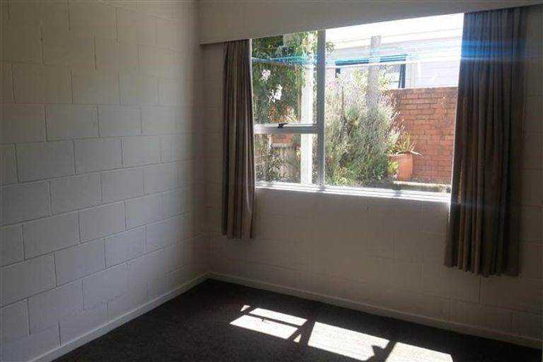 Photo of property in 5/19 Milton Road, Orewa, 0931