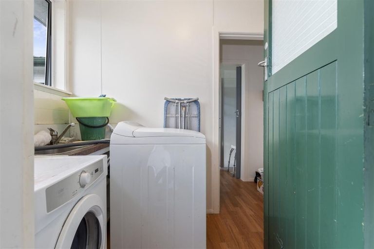 Photo of property in 15 Glenfield Road, Owhata, Rotorua, 3010