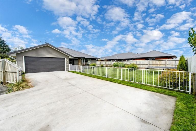 Photo of property in 52a Lewis Crescent, Rolleston, 7614