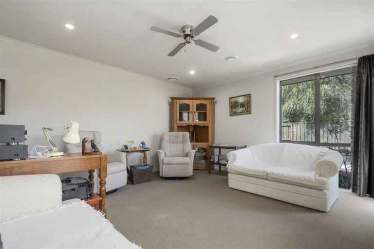 Photo of property in 86 Doncaster Drive, Papamoa Beach, Papamoa, 3118