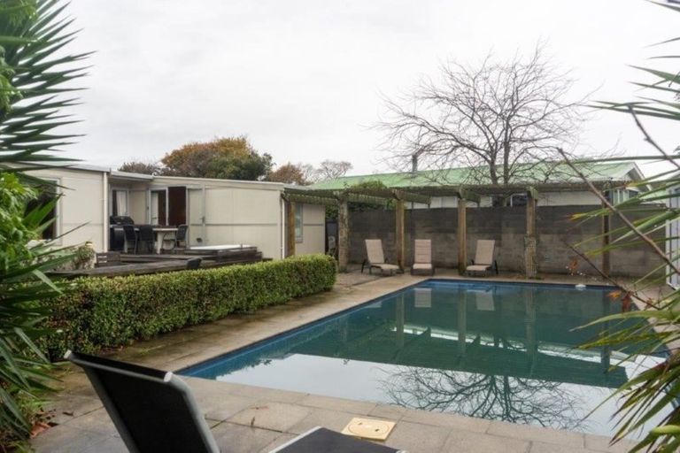 Photo of property in 56 New York Street, Martinborough, 5711