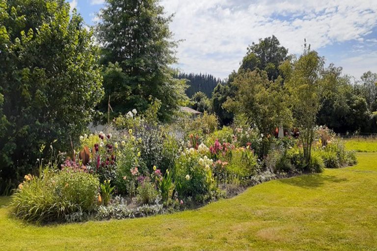 Photo of property in 538 Waiwhero Road, Ngatimoti, Upper Moutere, 7175