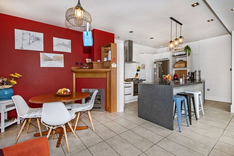 Photo of property in 20 Dinniss Avenue, Regent, Whangarei, 0112