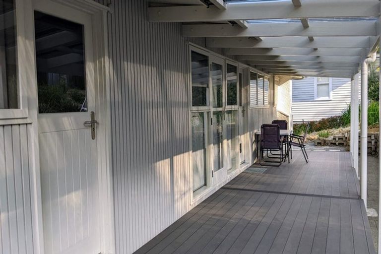 Photo of property in 61 Seddon Crescent, Whataupoko, Gisborne, 4010