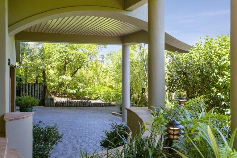 Photo of property in 40 Whakamoenga Point, Acacia Bay, Taupo, 3385