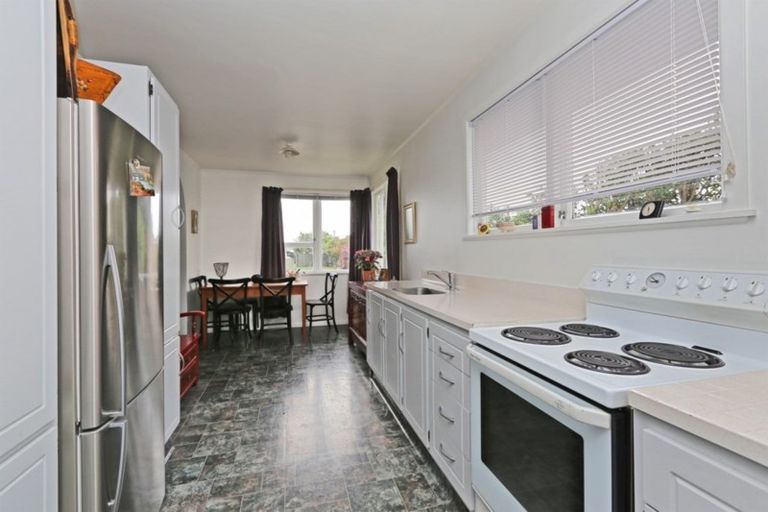 Photo of property in 32 Rata Street, Taradale, Napier, 4112