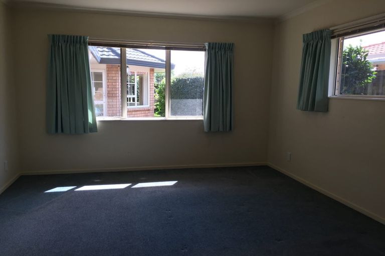 Photo of property in 15 San Vito Place, Paraparaumu Beach, Paraparaumu, 5032