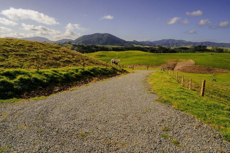 Photo of property in 117 Kaiwaka-mangawhai Road, Kaiwaka, Wellsford, 0975