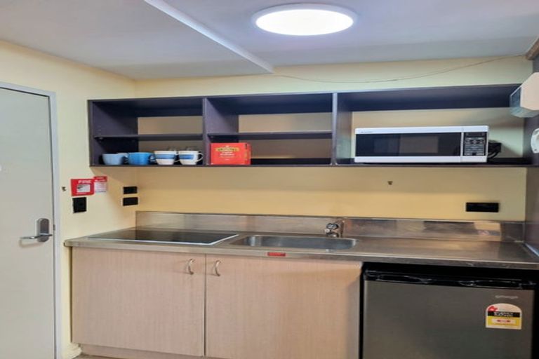 Photo of property in Martin Square Apartments, 411/20 Martin Square, Te Aro, Wellington, 6011