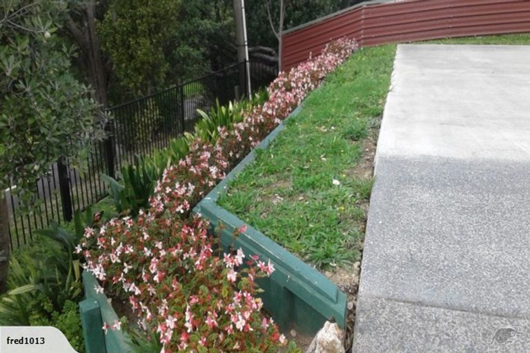 Photo of property in 64 Pacific Parade, Army Bay, Whangaparaoa, 0930