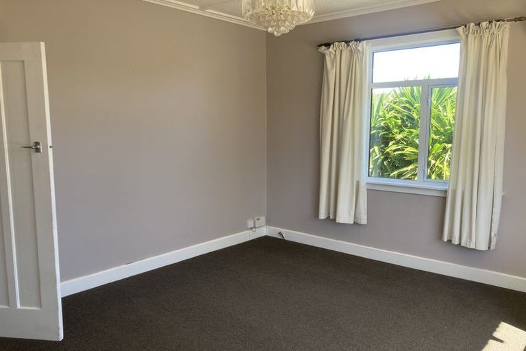 Photo of property in 10 George Street, Lower Vogeltown, New Plymouth, 4310