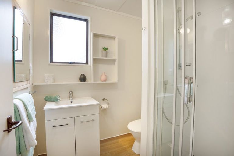 Photo of property in 30 Tawa Terrace, Tawa, Wellington, 5028