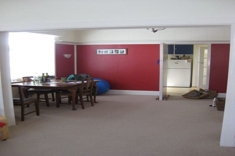 Photo of property in 181 Coutts Street, Rongotai, Wellington, 6022