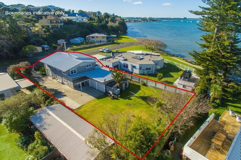 Photo of property in 16 Beach Grove, Omokoroa, 3114