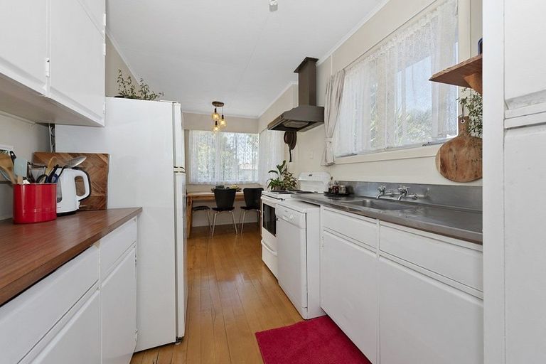 Photo of property in 6 Manapouri Place, Glenview, Hamilton, 3206