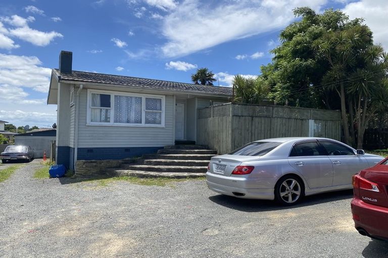 Photo of property in 8 Boundary Road, Clover Park, Auckland, 2019