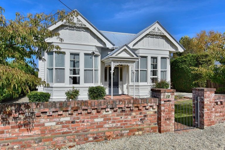 Photo of property in 10 Howard Street, Gore, 9710