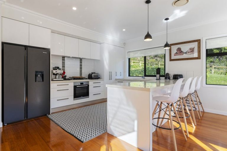 Photo of property in 4 Fern Lane, Whalers Gate, New Plymouth, 4310