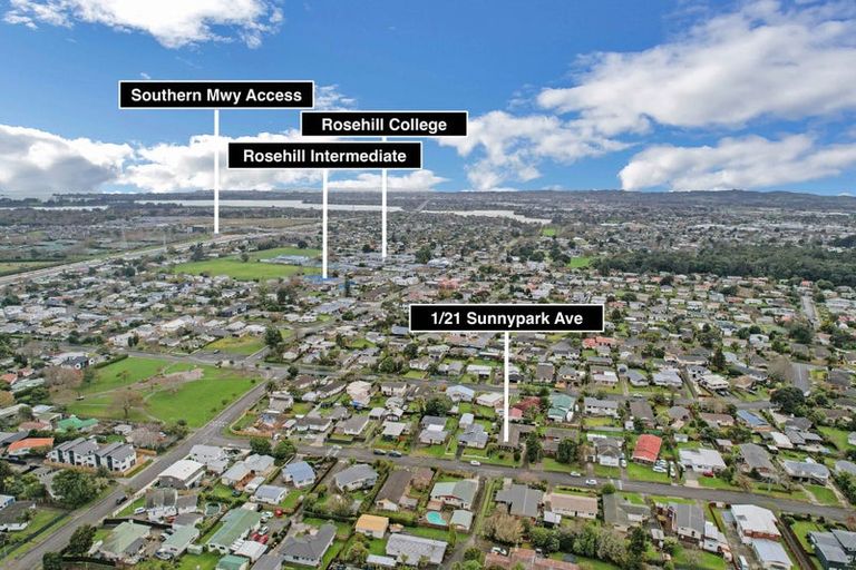 Photo of property in 21a Sunnypark Avenue, Rosehill, Papakura, 2113