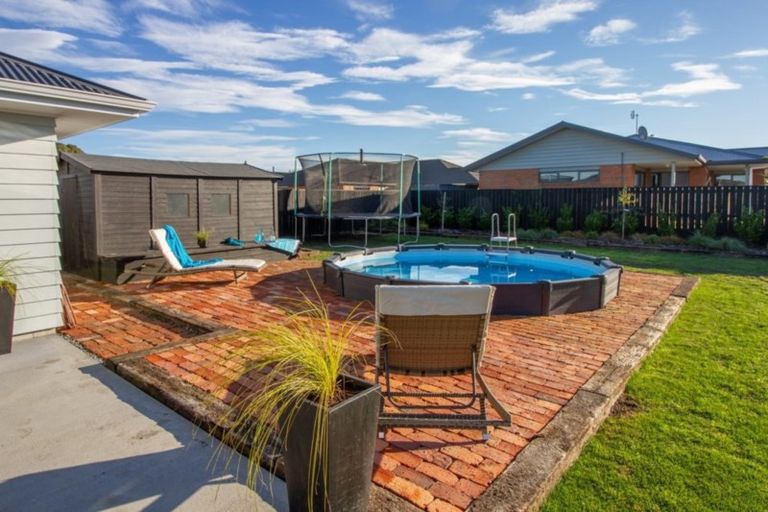 Photo of property in 21 Stoneleigh Drive, Solway, Masterton, 5810