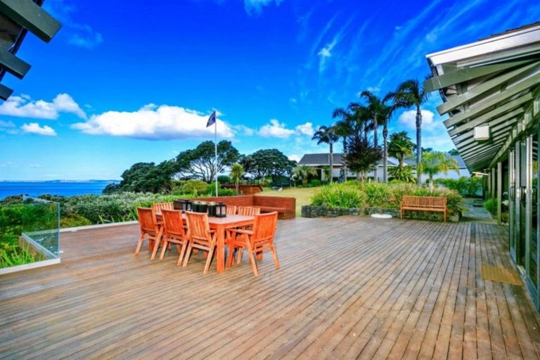 Photo of property in 21 Red Bluff Rise, Campbells Bay, Auckland, 0630