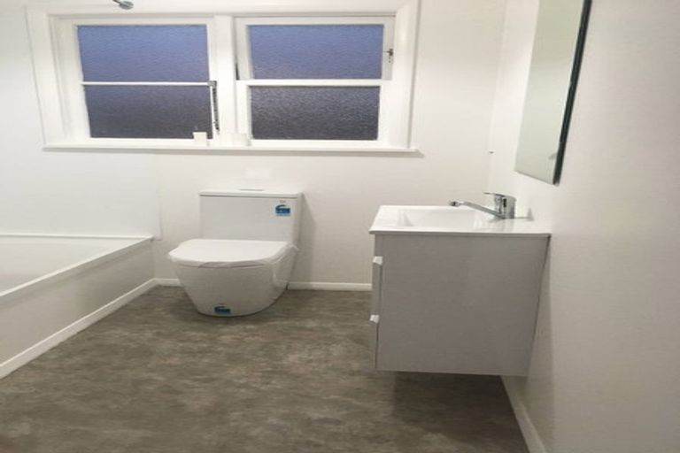 Photo of property in 13 Bush Grove, Trentham, Upper Hutt, 5018