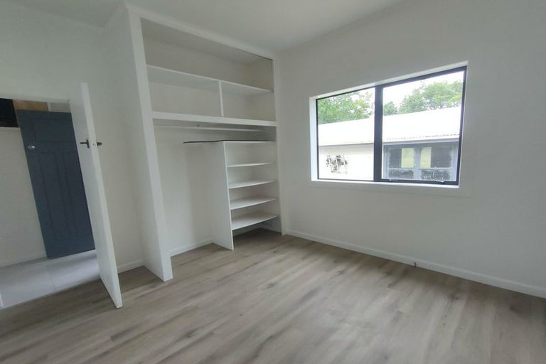 Photo of property in 113 Foster Road, Kumeu, 0891