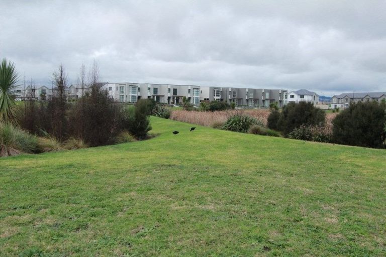 Photo of property in 7 Karokaro Road, Takanini, 2112