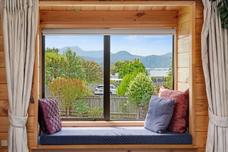 Photo of property in 252b Waikawa Road, Waikawa, Picton, 7220