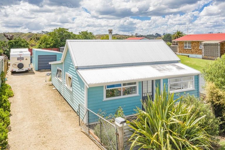 Photo of property in 12 Norfolk Street, Patea, 4520